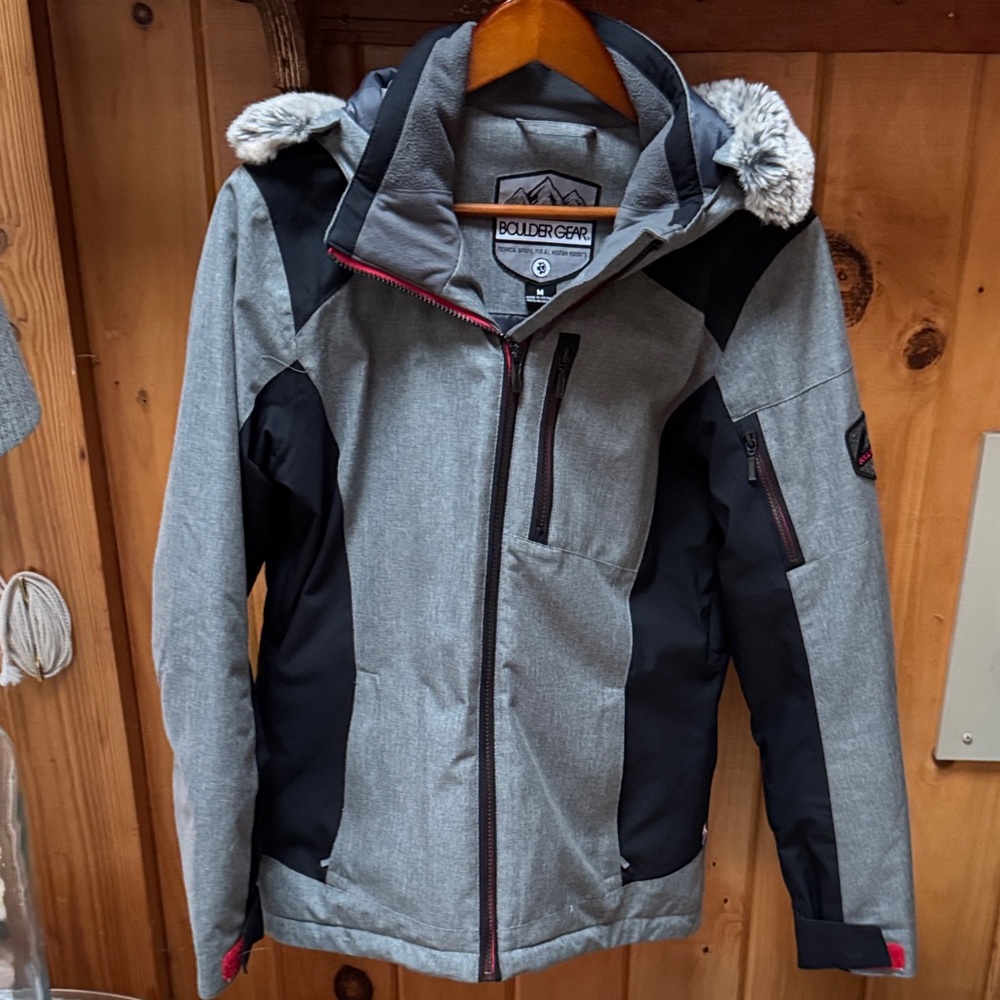 Boulder Gear Women's Gray and Black Ski Jacket